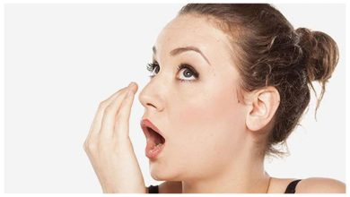 8 أشياء يجب عليك القيام بها للتخلص من رائحة الفم الكريهة