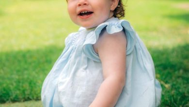 أول ظهور لابنة هاري وميغان “ليليبيت” بمناسبة عيد ميلادها الأول